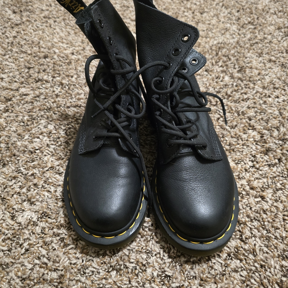 Dr Martens 1460 Pascal Virginia Leather Boots